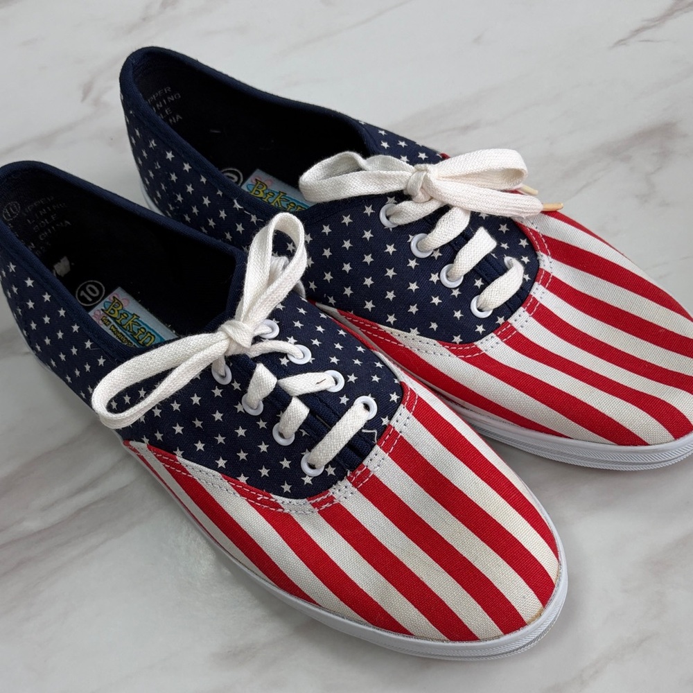 Women’s size 10 American flag USA patriotic canvas sneakers shoes Bikini.com
